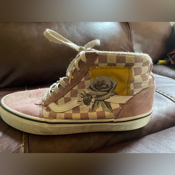 Vans Women's Pink Trainers - Picture 6 of 6